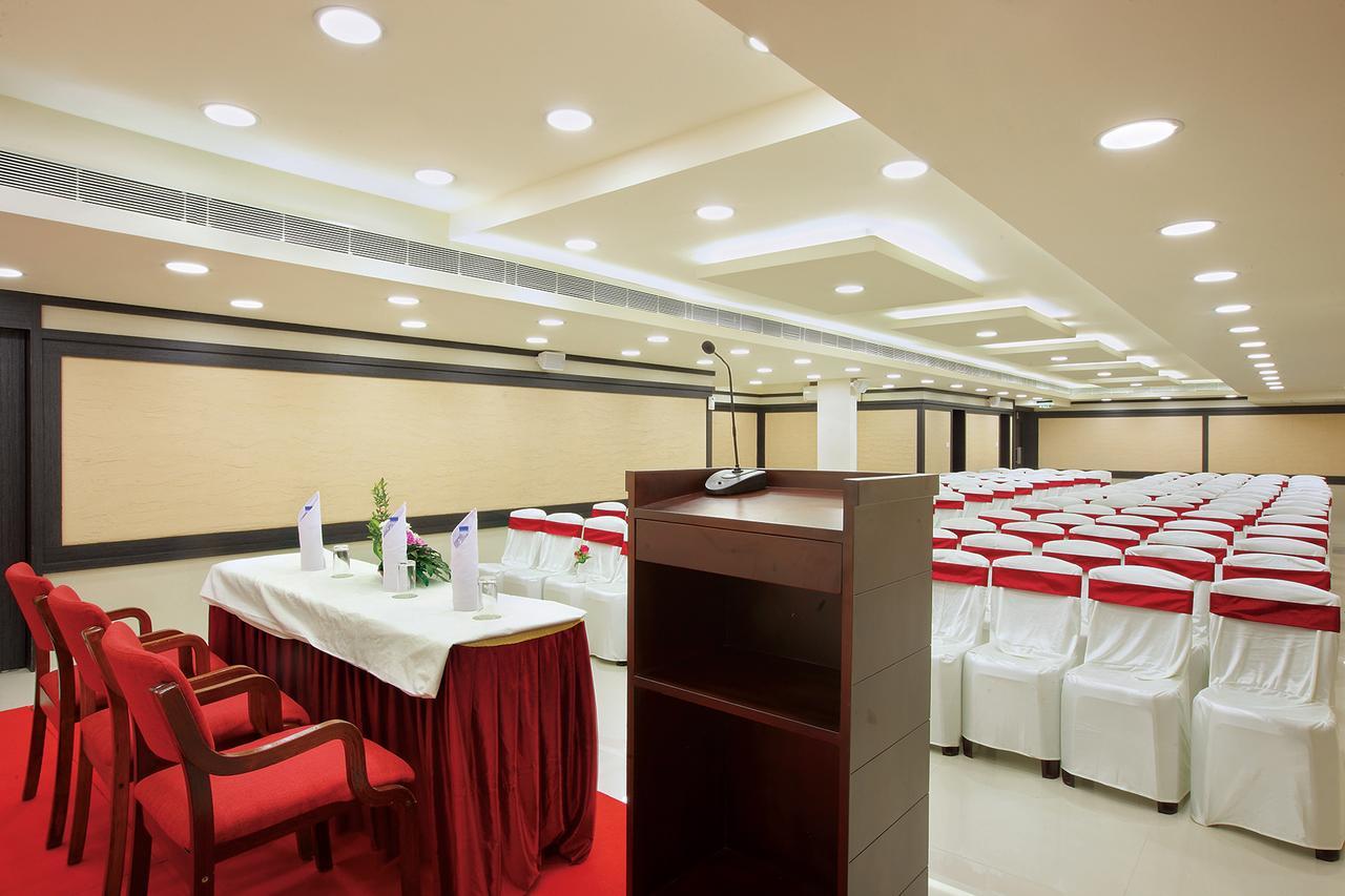 Joyees Residency Hotel กัตตะยัม ภายนอก รูปภาพ
