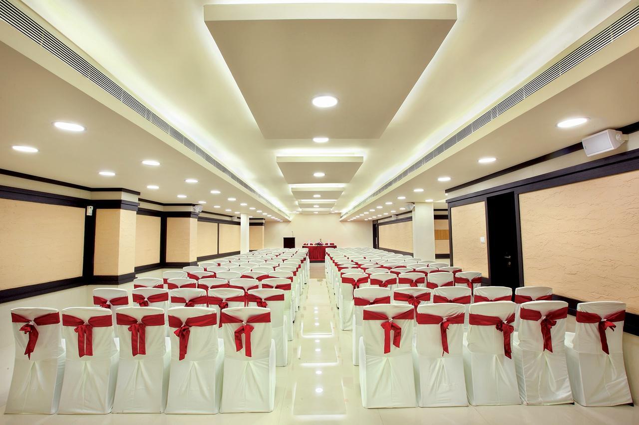 Joyees Residency Hotel กัตตะยัม ภายนอก รูปภาพ